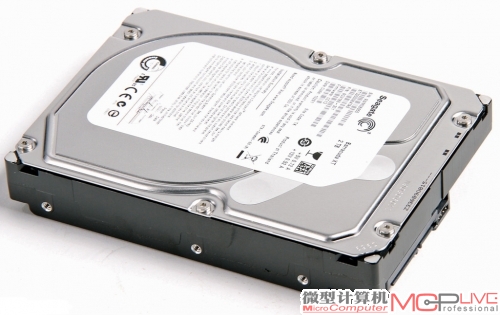 业界首款SATA 6Gb/s接口硬盘Barracuda XT